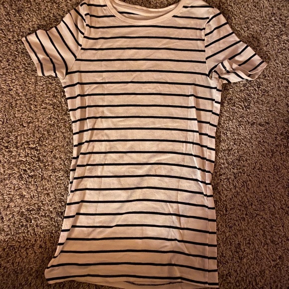 Women’s Black & White Striped Tee - Picture 1 of 1